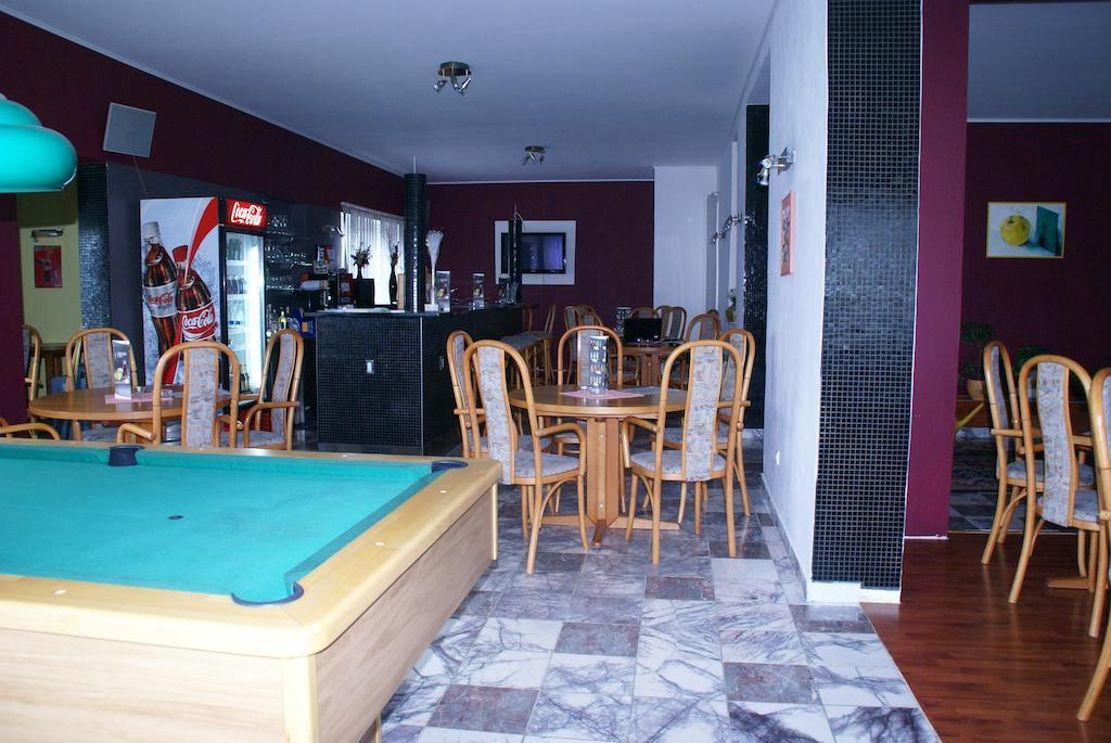 Hotel Petra Hrabušice Eksteriør billede