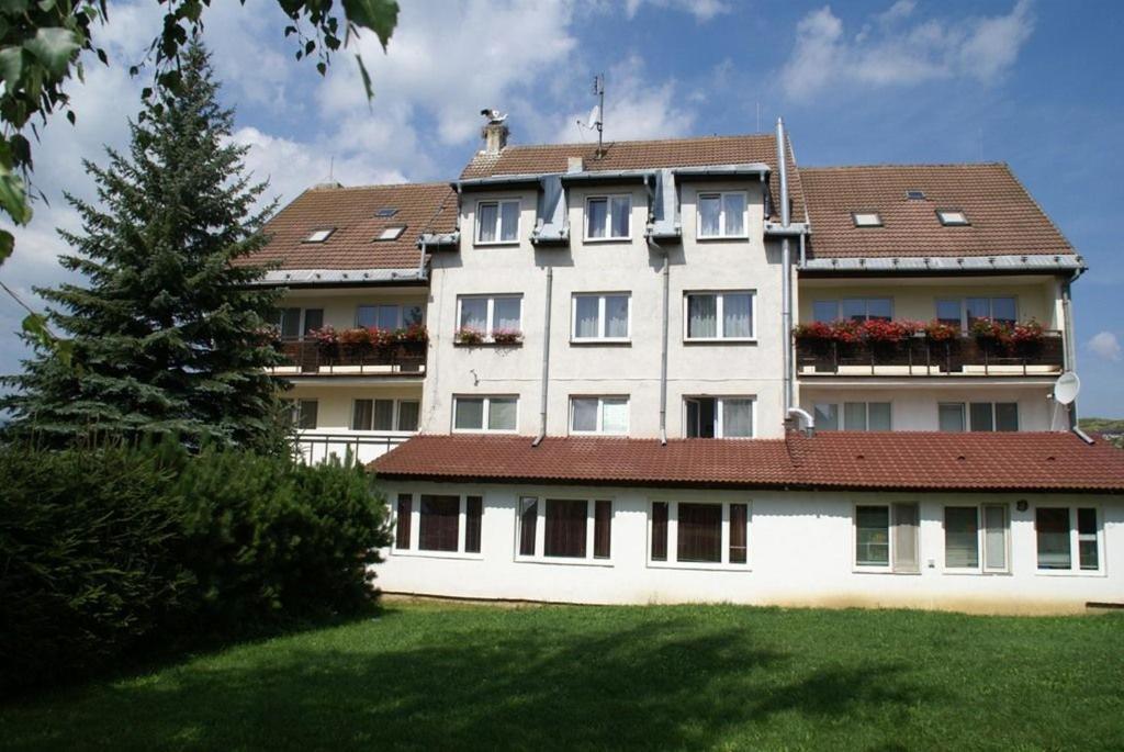 Hotel Petra Hrabušice Eksteriør billede